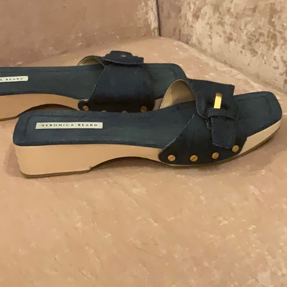 VERONICA BEARD DENIM CLOG SLIDES - Picture 2 of 9